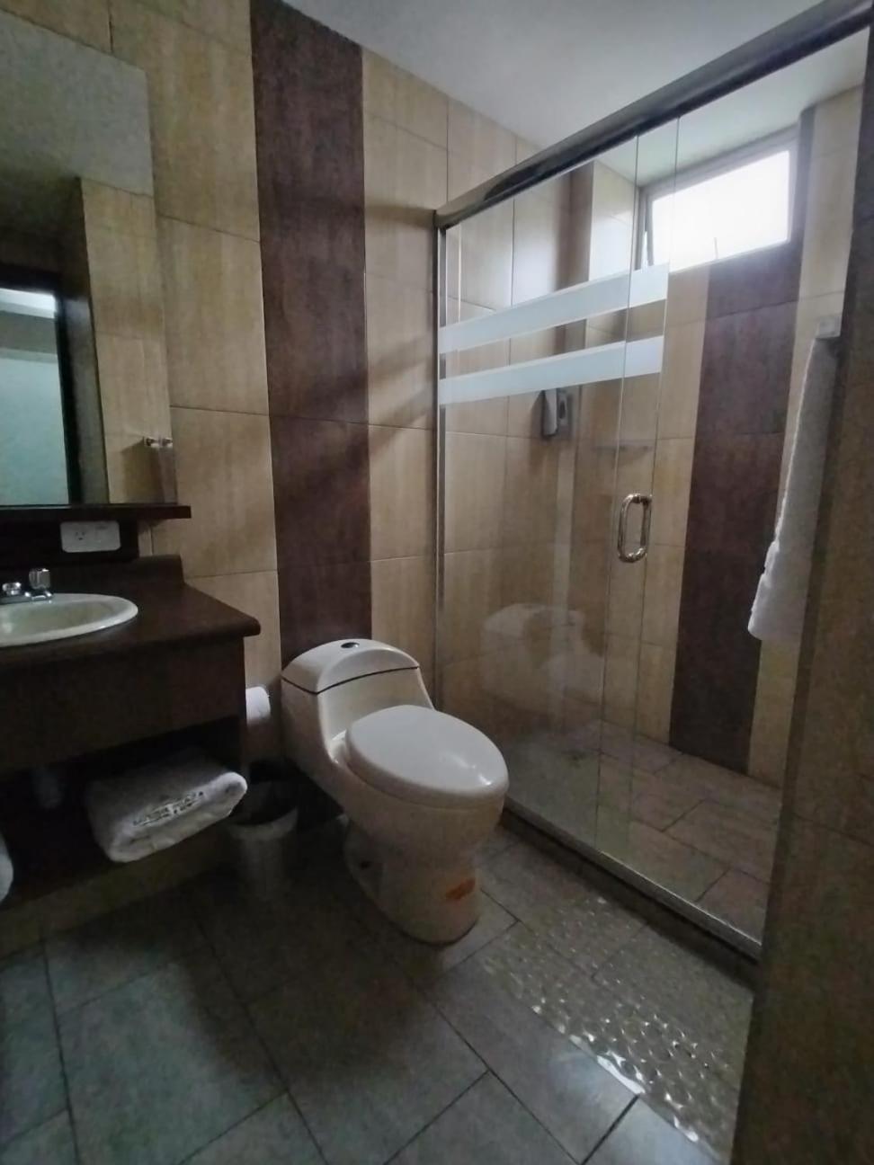 Luxor Plaza H&S Hotel San Francisco de Borja Luaran gambar